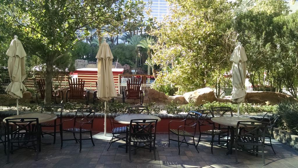 Hilton Grand Vacations Club Flamingo Лас-Вегас Экстерьер фото