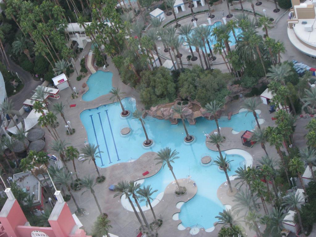 Hilton Grand Vacations Club Flamingo Лас-Вегас Экстерьер фото